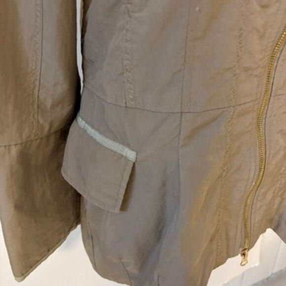 Venezia Milano Tan Brown Hooded Rain Jacket Gold Zippers Small Lined Zippers - Picture 8 of 14